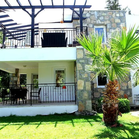Mandalina Gardens